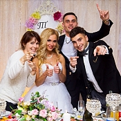 Ведущий Денис Шелобнев, Беларусь - фото 1